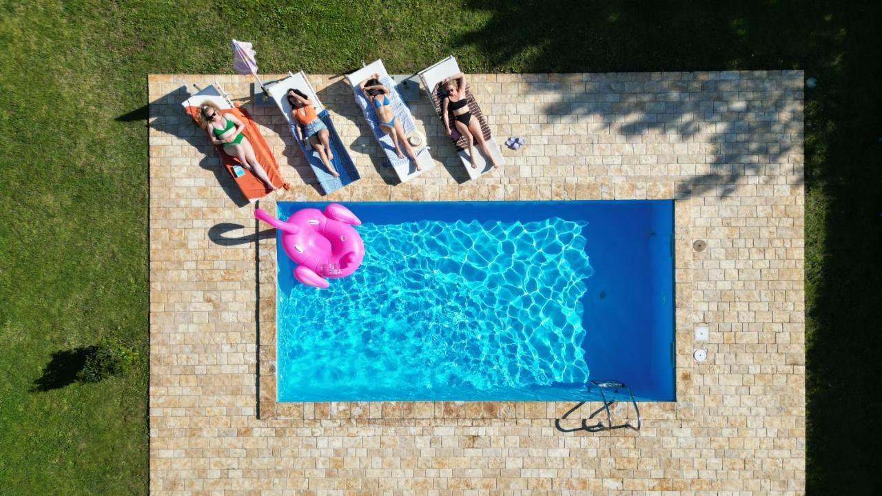 Villa Antonci-18, Pool, 3 Houses, Jacuzzi, Private Territory Antonci  외부 사진