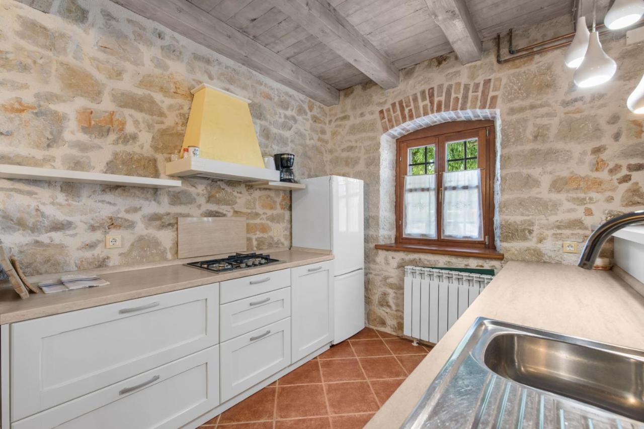 Villa Antonci-18, Pool, 3 Houses, Jacuzzi, Private Territory Antonci  외부 사진