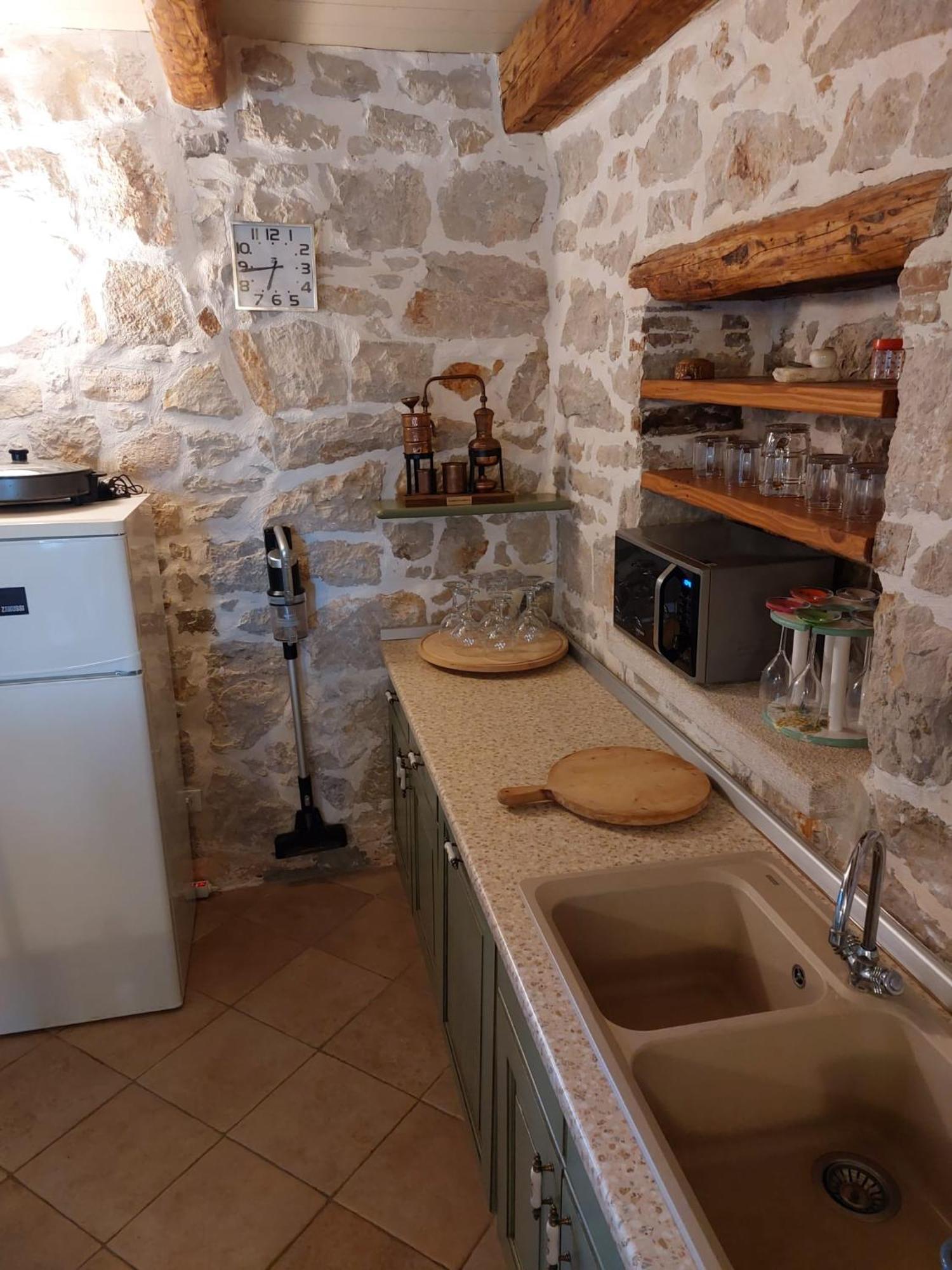 Villa Antonci-18, Pool, 3 Houses, Jacuzzi, Private Territory Antonci  외부 사진